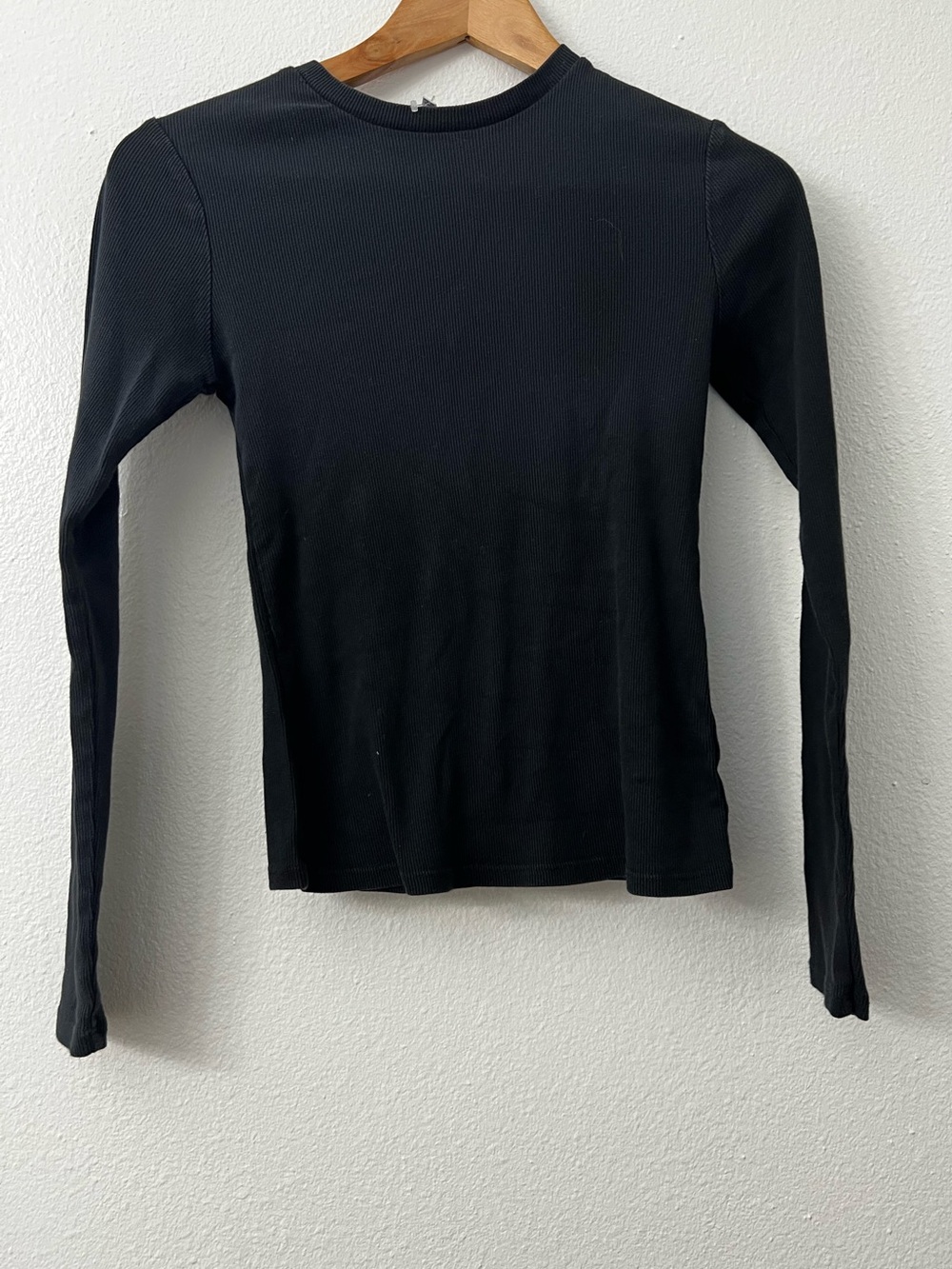 Reformation Black Ribbed Organic Cotton Long-Sleeve Crew Top